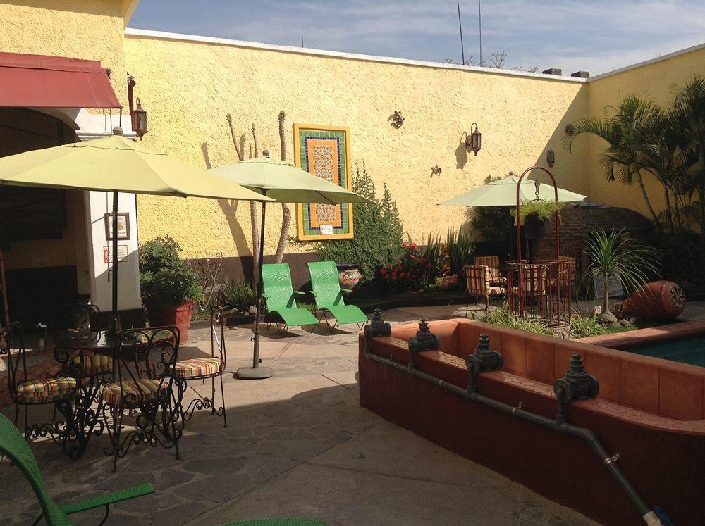Hotel Casa Armonia Tlaquepaque Exterior photo